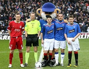 Images Dated 1st March 2008: Barry Ferguson and Scott Severin: Pre-Match Showdown - Rangers 3-1 Aberdeen