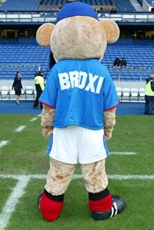 Images Dated 24th January 2004: Broxi Bear: The Electrifying Rangers Mascot