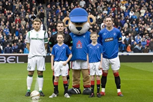 Soccer - Clydesdale Bank Scottish Premier League - Rangers v Hibernian - Ibrox Stadium Soccer - Clydesdale Bank Scottish Premier League - Rangers v Hibernian - Ibrox Stadium