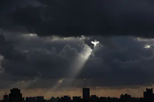 Dark clouds cover the sky in downtown Shanghai Dark clouds cover the sky in downtown Shanghai