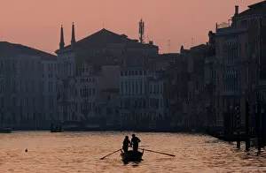 Images Dated 28th January 2018: People row on Grand Canal in Venice