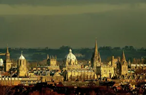 THE ROOFTOPS OF THE UNIVERSITY CITY OF OXFORD ARE SEEN FROM THE SOUTH WEST THE ROOFTOPS OF THE UNIVERSITY CITY OF OXFORD ARE SEEN FROM THE SOUTH WEST