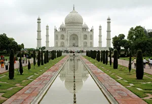 Tourists visit the Taj Mahal in Agra Tourists visit the Taj Mahal in Agra