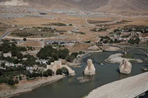 View of Hasankeyf, which will be significantly submerged by the Ilisu Dam View of Hasankeyf, which will be significantly submerged by the Ilisu Dam