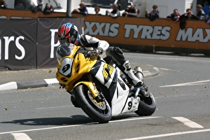 Adrian Archibald (Suzuki) 2010 Senior TT Adrian Archibald (Suzuki) 2010 Senior TT