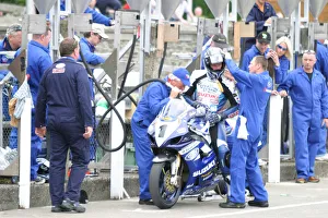Adrian Archibald (TAS Suzuki) 2004 Formula One TT Adrian Archibald (TAS Suzuki) 2004 Formula One TT