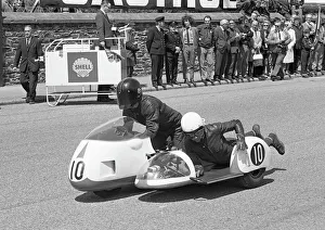 Barry Dungworth and Nigel Caddow: 1972 500 Sidecar TT Barry Dungworth and Nigel Caddow: 1972 500 Sidecar TT