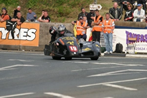 Brian Kelly & Dicky Gale (DMR Honda) 2010 Sidecar A TT Brian Kelly & Dicky Gale (DMR Honda) 2010 Sidecar A TT