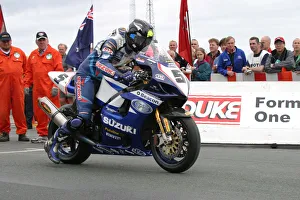 Bruce Anstey (TAS Suzuki) 2004 Formula One TT Bruce Anstey (TAS Suzuki) 2004 Formula One TT