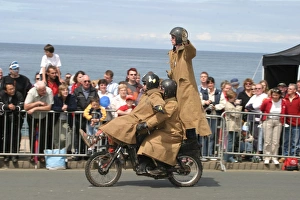 Cruelty to Honda 90s! The Purple Helmets 2005 TT Cruelty to Honda 90s! The Purple Helmets 2005 TT