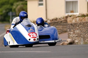 Dave Wallis & Sally Wilson (Shelbourne Honda) 2004 Sidecar TT Dave Wallis & Sally Wilson (Shelbourne Honda) 2004 Sidecar TT