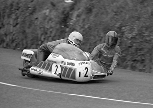 Dick Greasley at Bedstead Corner: 1977 Sidecar TT Dick Greasley at Bedstead Corner: 1977 Sidecar TT