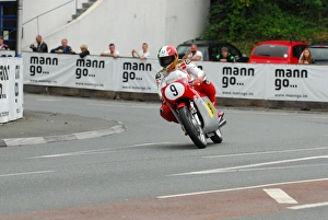 Giacomo Agostini (MV) 2013 Classic TT Parade Lap Giacomo Agostini (MV) 2013 Classic TT Parade Lap