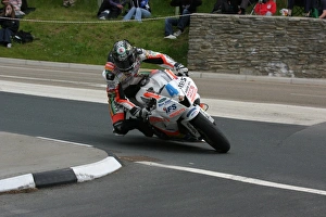 Ian Hutchinson (Honda) 2010 Supersport TT Ian Hutchinson (Honda) 2010 Supersport TT