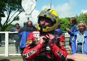 Isle Of Man TT Prints: Joey Dunlop's 2000 Senior TT Print