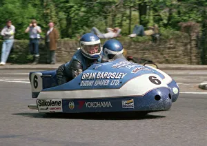 Lowry Burton leaves Governors Bridge: 1986 Sidecar Race A Lowry Burton leaves Governors Bridge: 1986 Sidecar Race A