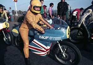 Images Dated 26th August 2019: Neil Kelly (Racewaye) 1976 Senior Manx Grand Prix