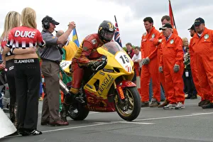 Paul Hunt (Suzuki) 2004 Formula One TT Paul Hunt (Suzuki) 2004 Formula One TT
