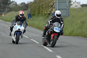 Peter Creer (Honda) and Les Miller (Yamaha) 2009 Jurby Road Peter Creer (Honda) and Les Miller (Yamaha) 2009 Jurby Road