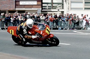 Phillip McCallen winning the 1997 Senior TT Phillip McCallen winning the 1997 Senior TT