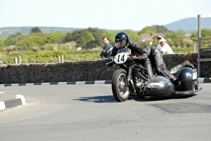 Richard Pouwels & Kim van Loon (Harley Davidson) 2009 Pre TT Classic Richard Pouwels & Kim van Loon (Harley Davidson) 2009 Pre TT Classic