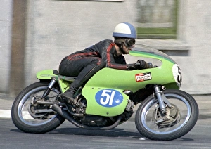 Roy Graham leaves Parliament Square: 1969 Junior TT Roy Graham leaves Parliament Square: 1969 Junior TT