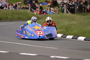 Simon Neary & Steve Taylor (Windle Yamaha) 2004 Sidecar TT Simon Neary & Steve Taylor (Windle Yamaha) 2004 Sidecar TT