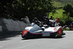Steven Coombes & Paul Knaphill (Ireson) 2009 Sidecar TT Steven Coombes & Paul Knaphill (Ireson) 2009 Sidecar TT