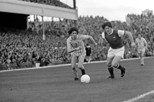 League Division One - Arsenal v Coventry City League Division One - Arsenal v Coventry City