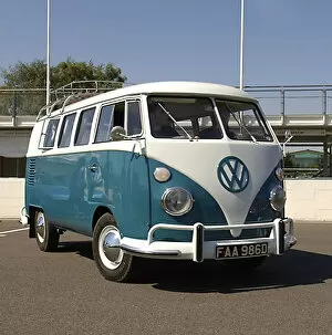 Images Dated 13th February 2014: Volkswagen VW Classic Camper