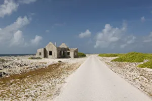 ABC Islands - BONAIRE - Lacre Punt: Willemstoren Lighthouse Keepers Cottage ABC Islands - BONAIRE - Lacre Punt: Willemstoren Lighthouse Keepers Cottage