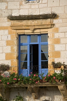 Architecture detail, Place des Corniers, Montpazier, Dordogne, Perigord, France Architecture detail, Place des Corniers, Montpazier, Dordogne, Perigord, France