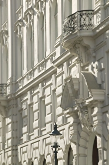AUSTRIA-Vienna: Kohlmarkt: White Building Detail AUSTRIA-Vienna: Kohlmarkt: White Building Detail