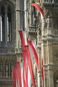 AUSTRIA-Vienna: Neues Rathaus / New Vienna Town Hall / Detail Rathausplatz AUSTRIA-Vienna: Neues Rathaus / New Vienna Town Hall / Detail Rathausplatz