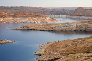 AZ, Arizona, Page, Glen Canyon NRA, Lake Powell with Glen Canyon Dam AZ, Arizona, Page, Glen Canyon NRA, Lake Powell with Glen Canyon Dam