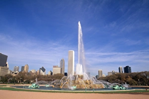 Buckingham Fountain in Downtown Chicago Illinois Buckingham Fountain in Downtown Chicago Illinois