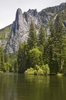 CA, Yosemite NP, Sentinel Rock and Merced River CA, Yosemite NP, Sentinel Rock and Merced River