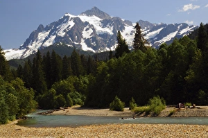 Camping on the Hooksack River, Mount Shuksan, Mount Baker-Snowqualmie National Park Camping on the Hooksack River, Mount Shuksan, Mount Baker-Snowqualmie National Park