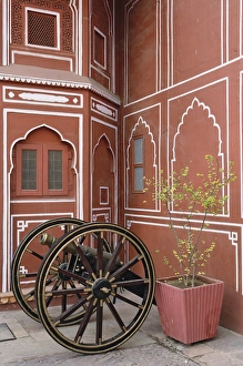 Canon in front of decorated wall, Amber Fort, Jaipur, India Canon in front of decorated wall, Amber Fort, Jaipur, India