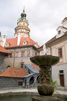 caste tower and fontain, Czech Republic, Ceske Krumlov, World Heritage Site caste tower and fontain, Czech Republic, Ceske Krumlov, World Heritage Site