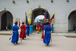Ceremonial changing of the guard, Gyeongbokgung palace, Seoul, South Korea Ceremonial changing of the guard, Gyeongbokgung palace, Seoul, South Korea