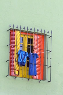 Colorful building in the La Boca barrio of Buenos Aires, Argentina Colorful building in the La Boca barrio of Buenos Aires, Argentina