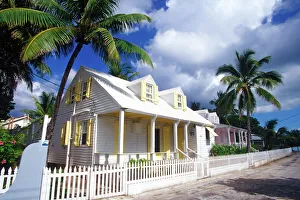 Colorful loyalist homes from the 1900s, Dunmore Town, Harbour Island, Bahamas Colorful loyalist homes from the 1900s, Dunmore Town, Harbour Island, Bahamas