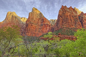Court of the Patriarchs trailhead in Zion National park, Utah Court of the Patriarchs trailhead in Zion National park, Utah