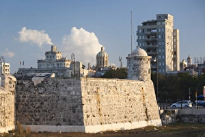 Cuba, Havana, sunset view of the Castillo de San Salvador de la Punta Cuba, Havana, sunset view of the Castillo de San Salvador de la Punta