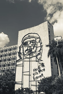 Cuba, Havana, Vedado, Plaza de la Revolucion, Interior Ministry with portrait of Cuba, Havana, Vedado, Plaza de la Revolucion, Interior Ministry with portrait of