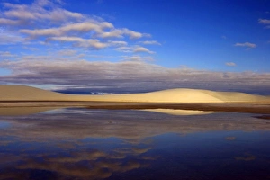 Early morning reflections of sand dunes at White Sands National Monument Early morning reflections of sand dunes at White Sands National Monument