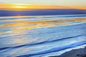 Ellwood Mesa Oil Wells Coastline Pacific Oecan Orange Sunset Goleta California Ellwood Mesa Oil Wells Coastline Pacific Oecan Orange Sunset Goleta California