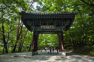 Entrance gate to the Beopjusa Temple Complex, South Korea Entrance gate to the Beopjusa Temple Complex, South Korea