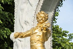 Europe, Austria, Vienna, Stadtpark, Johann Strauss monument Europe, Austria, Vienna, Stadtpark, Johann Strauss monument